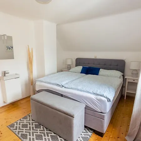 Tatil Evi Haus Roserlheim Pörtschach am Wörthersee